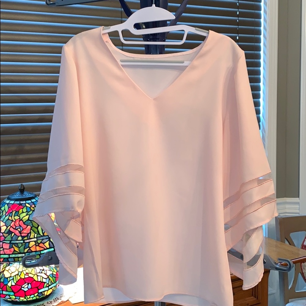 Beautiful Angel Like Dress Top SizeS (fits L) NWOT